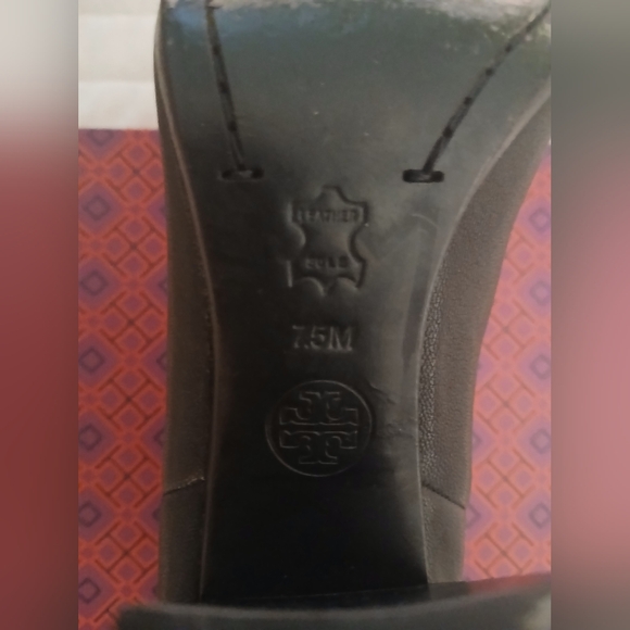 Tory Burch Margaux Black Festival Distressed Leather Heeled Ankle Booties 7.5 - Picture 5 of 13